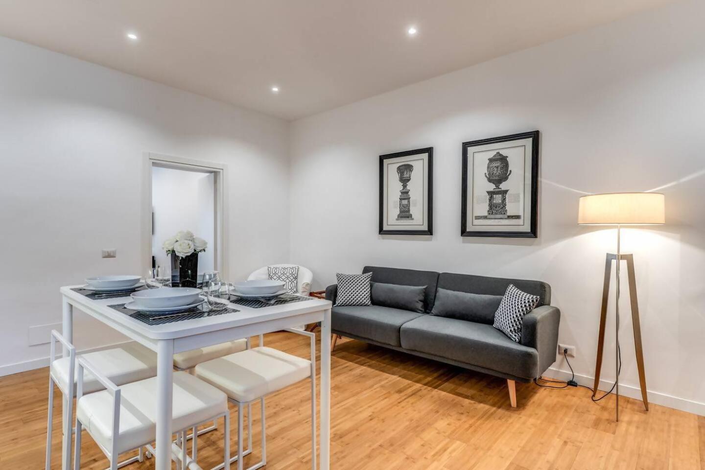 Charming Flat By The Vatican Rom